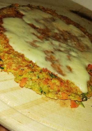 Una foto de Pizza a la plancha🍕De 🥕🥒
