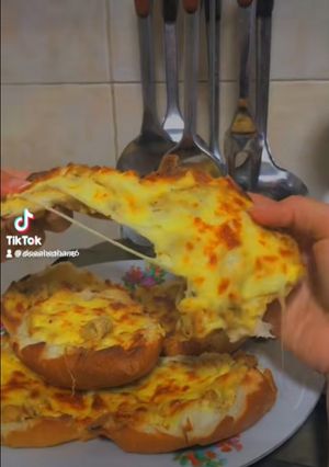 صورة لوصفة ميني بيتزا الكيذر 😋