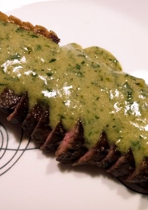 A picture of Relais-inspired steak sauce.