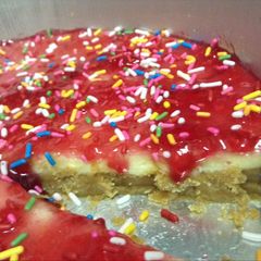 A picture of Yogurt cake حلا الزبدي.