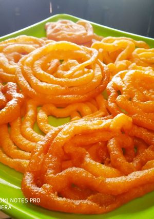 A picture of Kesariya Jalebi.