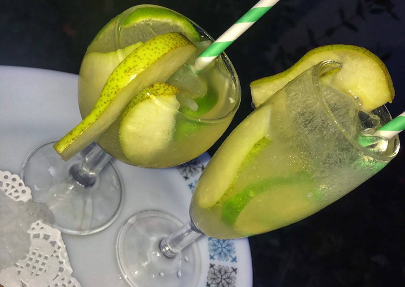 Pear lemonade