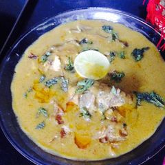A picture of Chicken nehari.