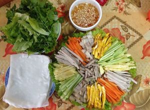 Hình của món Phở cuốn.