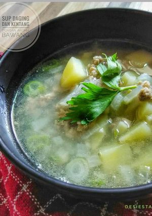 Foto resep Sup Daging & Kentang dgn Aroma Bawang ala JTT