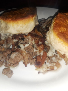 A picture of Bacon Mushroom Swiss Burger Casserole.
