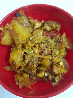 নিরামিষ বাঁধাকপি ঘন্ট (bandhakopi ghonto recipe in Bengali) রেসিপির প্রধান ছবি