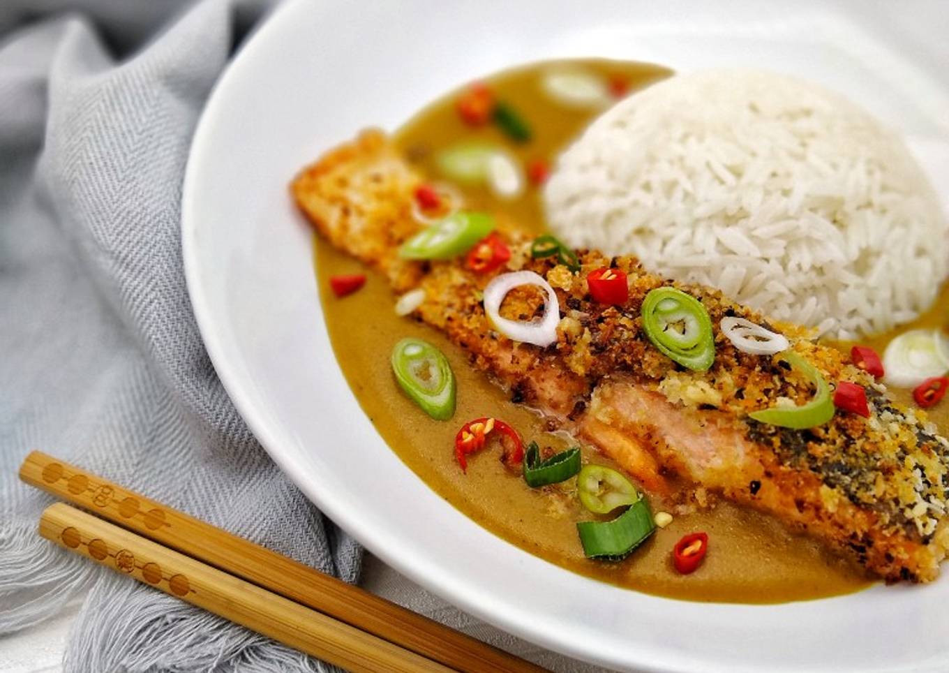 Panko & Coconut Crusted Salmon Fillet