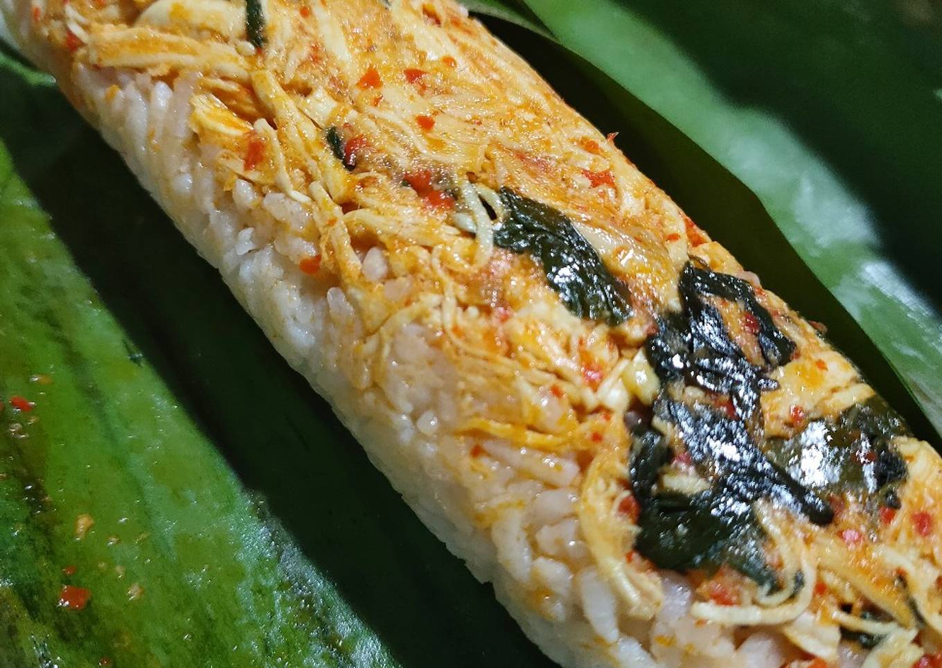 12. Nasi Bakar Ayam Suwir Daun Kemangi