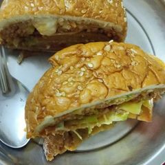 A picture of Burger.