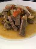 Fajitas de res a los tres chiles a la Sonorense