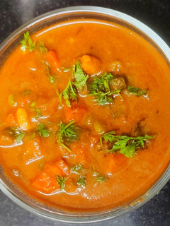 காய்கறி சால்னா (Vegetable Salna) செய்முறை முக்கிய புகைப்படம்