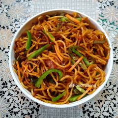 A picture of Veg Chowmein.