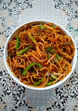 A picture of Veg Chowmein.