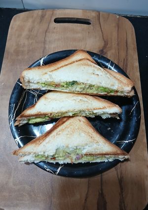 A picture of Avocado toast sandwich.