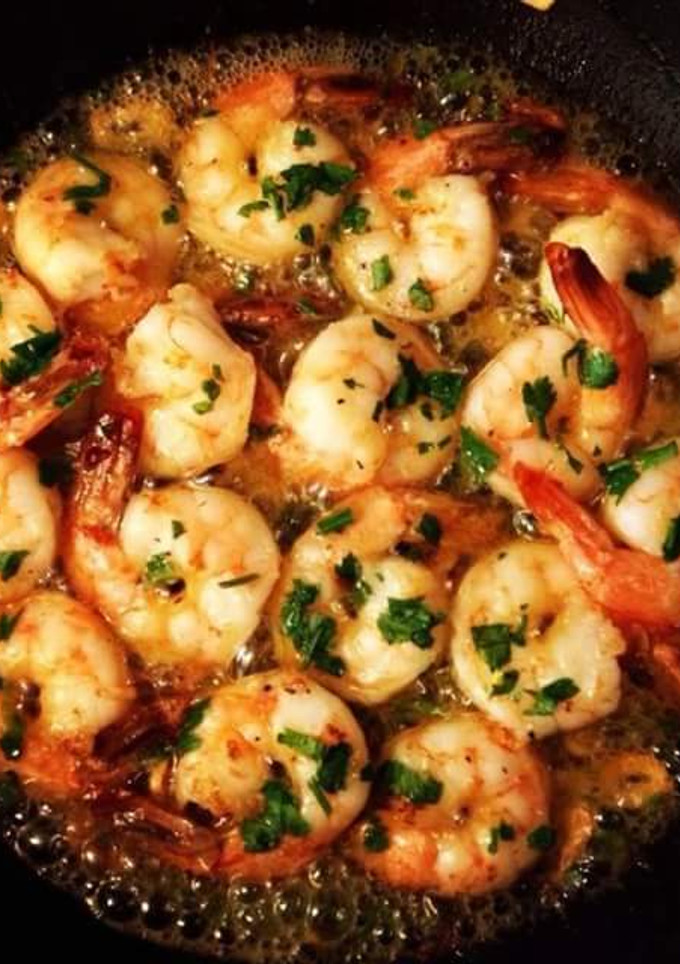 Una foto de Gambas al ajillo