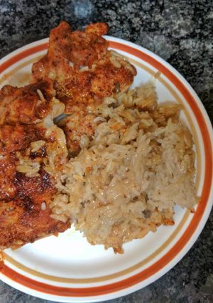 A picture of Easy Chicken Rice with a kick Casserole.