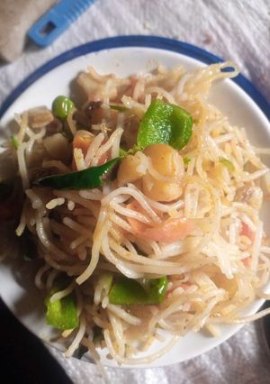 ভেজ চাউ(veg chow recipe in bengali) রেসিপির প্রধান ছবি