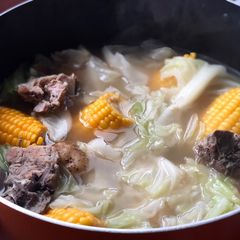 A picture of Nilagang baboy.