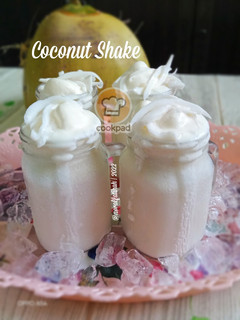 Gambar Coconut Shake 🥥