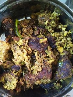 ডালের বড়া দিয়ে মোচা ঘন্ট (daler bora diye mocha ghanto recipe in Bengali) রেসিপির প্রধান ছবি