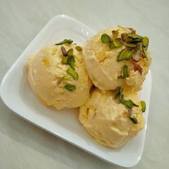 A picture of Mango ice cream.