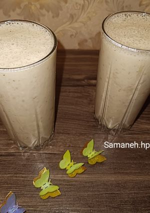 عکسی از دستور میلک شیک موز و بادام 🌺