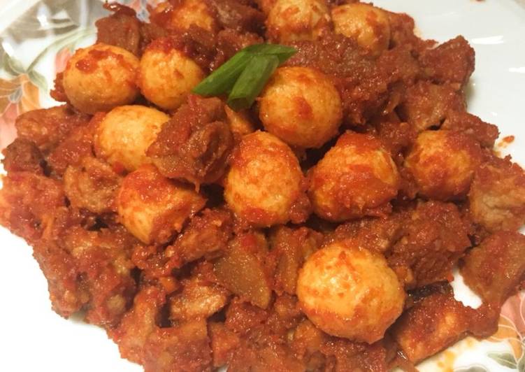 Baso Telur Puyuh Balado