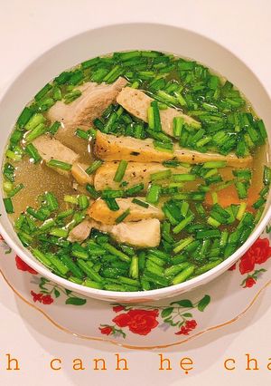 Hình của món Bánh canh hẹ chả cá.