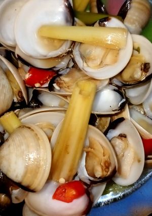 Hình của món Nghêu hấp thái.