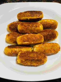 A picture of Broccoli Cheese Tots.