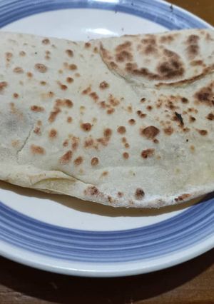 صورة لوصفة فطائرالمقلاة السريعة واللذيذة اممم