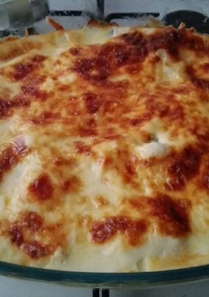 Sajtos-tejszínes csirkemell recept fotója
