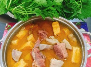 Hình của món Vịt xiêm nấu chao.