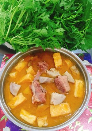 Hình của món Vịt xiêm nấu chao.