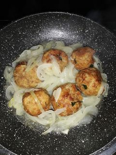 Foto di Polpette di carne con cipolle 🥩😋😋