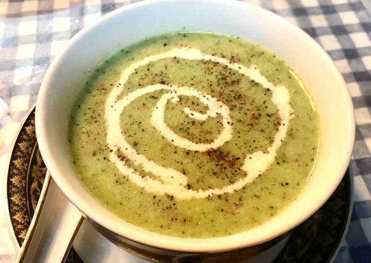 Creamy spinach soup