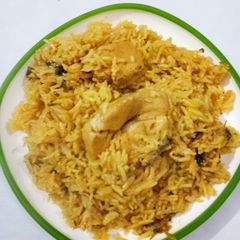 A picture of Chicken biryani.