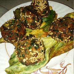 A picture of Palak paneer balls.