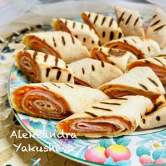 Tortilla Rolls with Ham and Cheese A picture of Tortilla Rolls with Ham and Cheese.