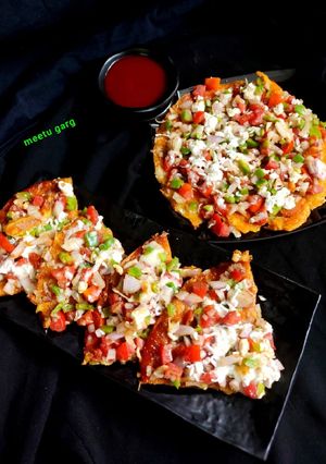 गेहूं के आटे का पिज़्जा बेस (Pizza Base of Wheat Flour) रेसिपी मुख्य फोटो