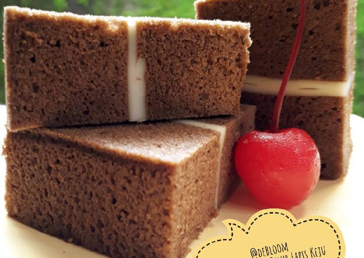 343. Brownis Putih Telur Lapis Keju