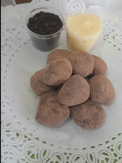Foto resep MOCHI CHOKLAT BITES dengan SAOS CREAM CHEES dan OREO CRUMBLE nya