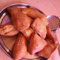 A picture of Mandazi ' Mahamri'.