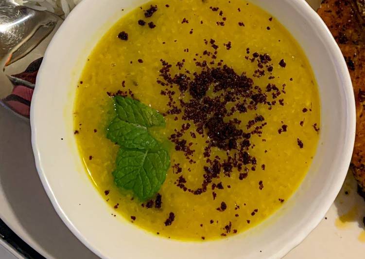 Steps to Make Quick Shorbet adas (lentil soup)