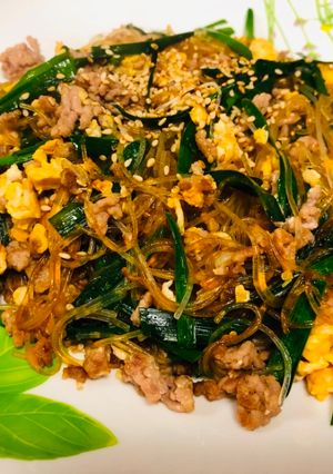 A picture of Fried Chinese Starch Noodle.