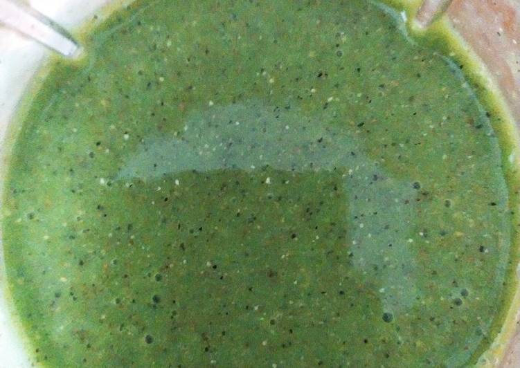 Recipe: Perfect Smoothie rau cải xoăn kale thanh long chuối