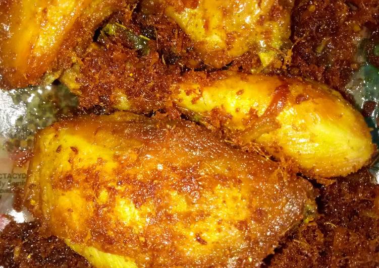 Resep Ayam Serundeng Kelapa Oleh Yessi Tiffany Cookpad