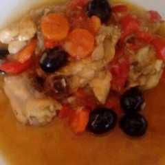 Una foto de Pollo en salsa
