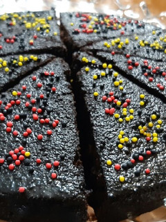 عکسی از دستور کیک خیس شکلاتی 🍫